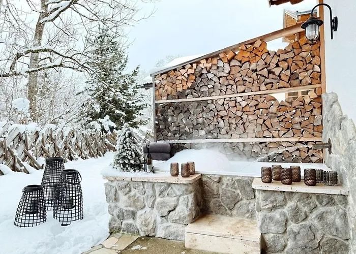 Rustika بيت للعطل