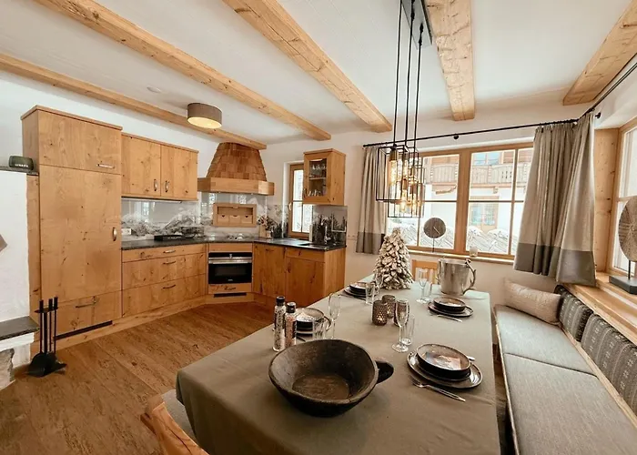 Rustika واغراين